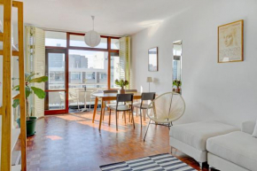 Stunning one bedroom in the CBD